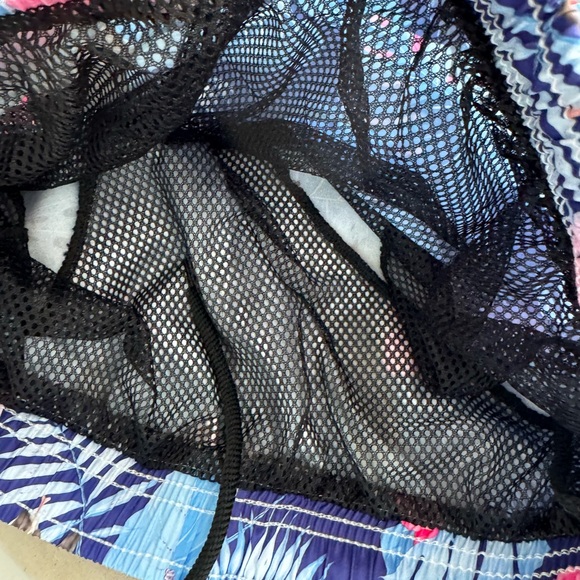 SHEIN Floral Button Down & Swim Trunks Set - Picture 6 of 6